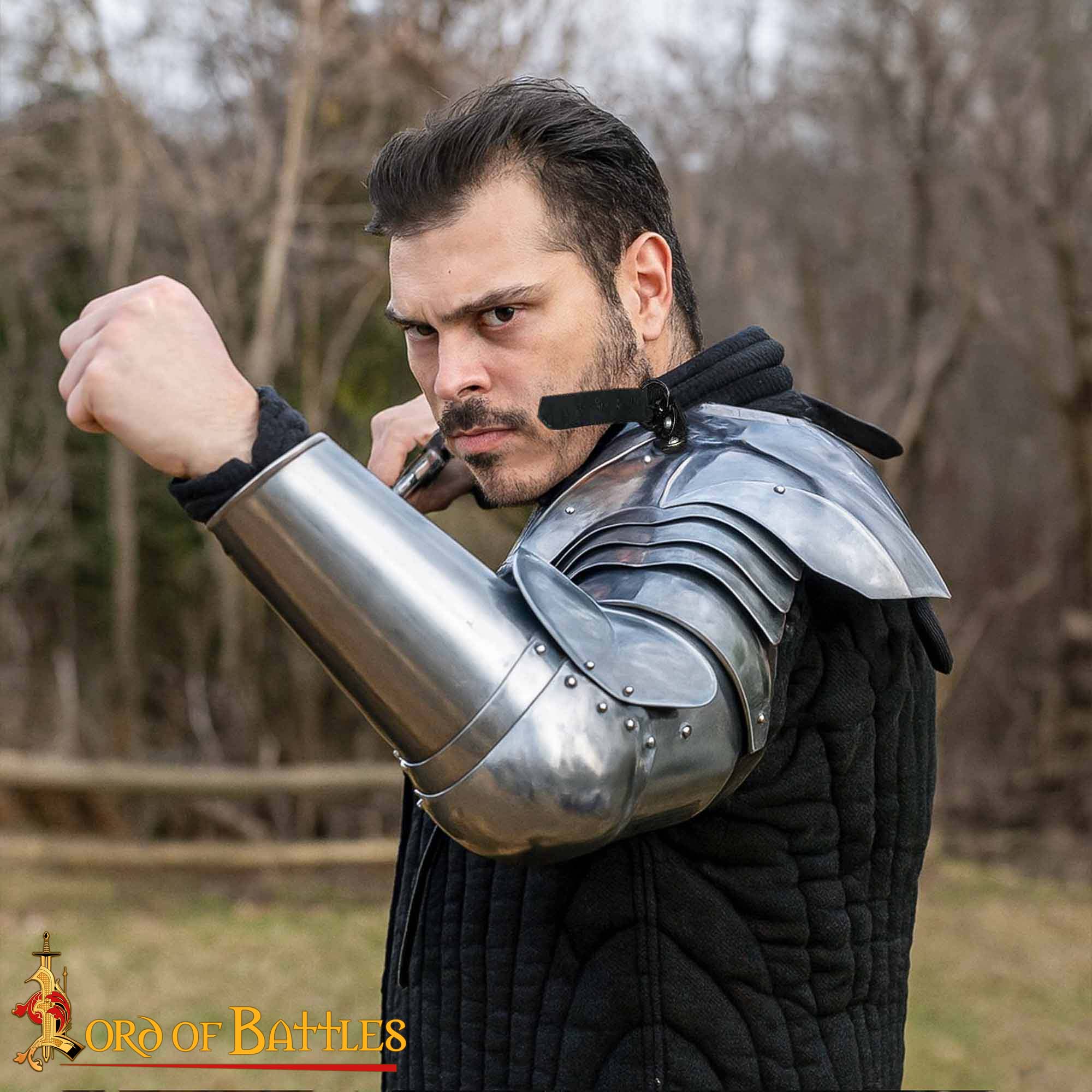 Armadura Medieval de Acero con Pauldrón Asimétrico - Image 2
