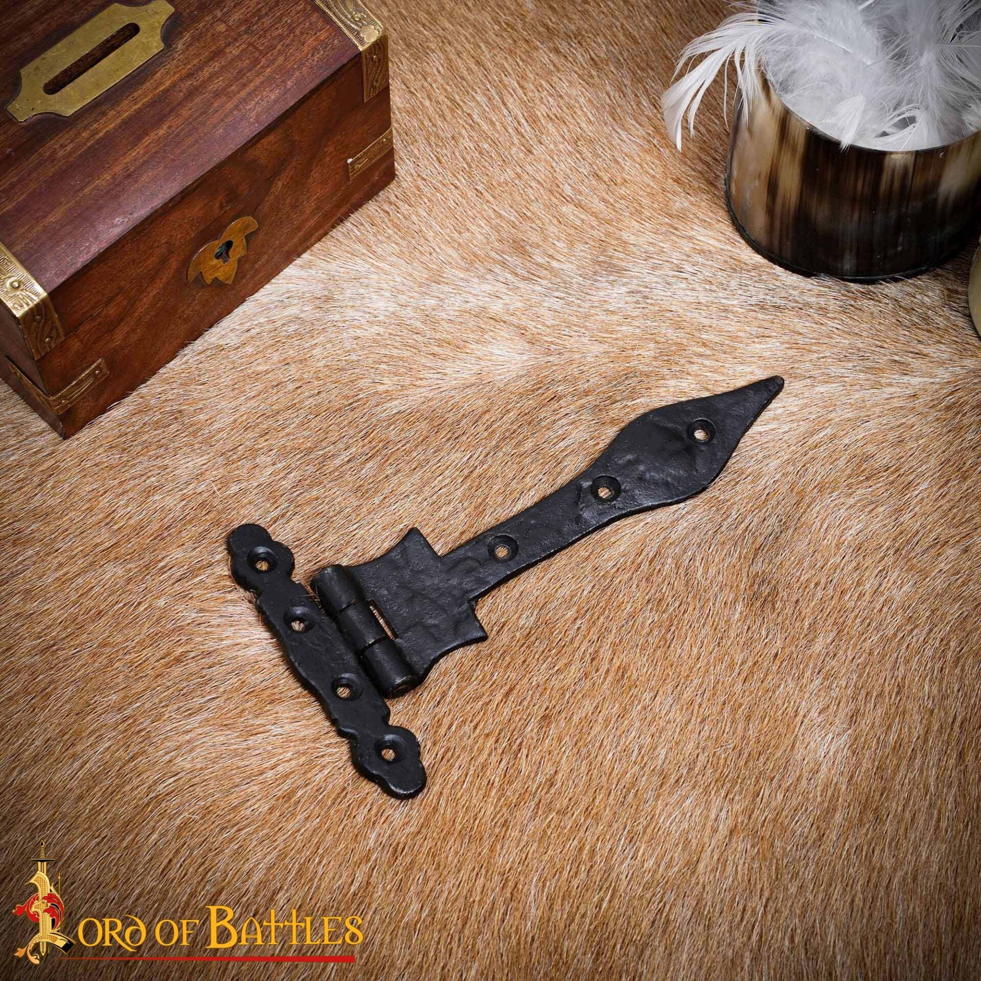 Bisagra Medieval en T de Hierro Forjado a Mano con Punta de Lanza - Bisagra Rústica con Correa Negra para Puertas de Granero, Cofres, Armarios y Puertas - Image 8