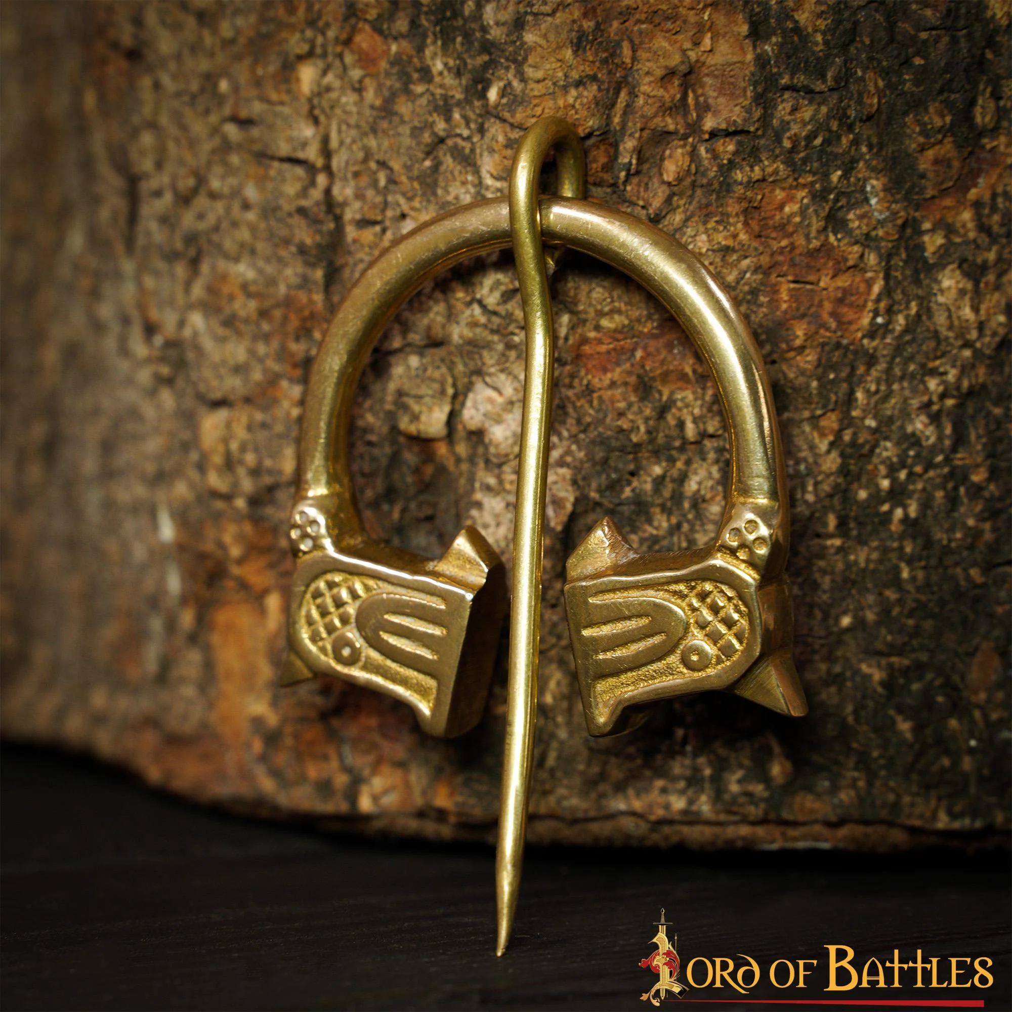 Broche de Capa con Cabeza de Cuervo Nórdico - Latón - Image 6