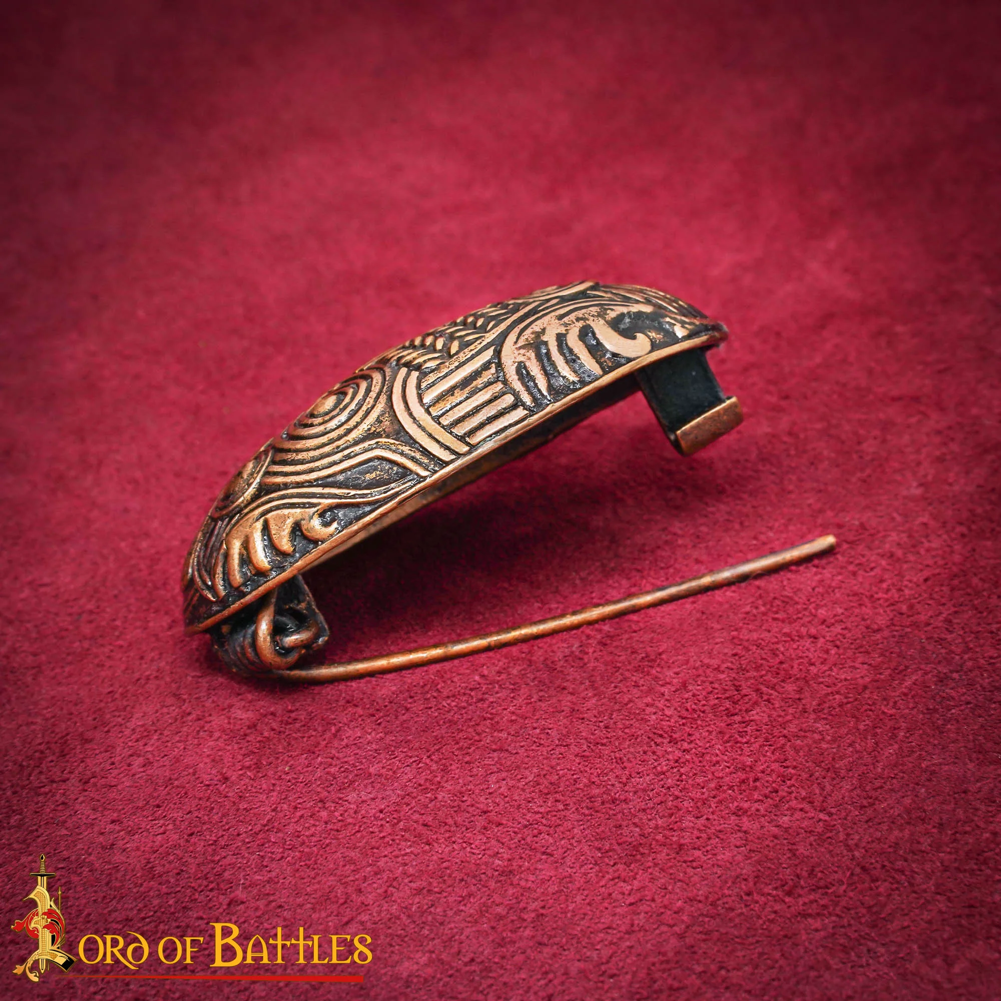 Broche de Tortuga de Bronce Vikingo de los Siglos Ix-x - Alfiler de Escudo Oval Fundido a la Cera Perdida - Image 11