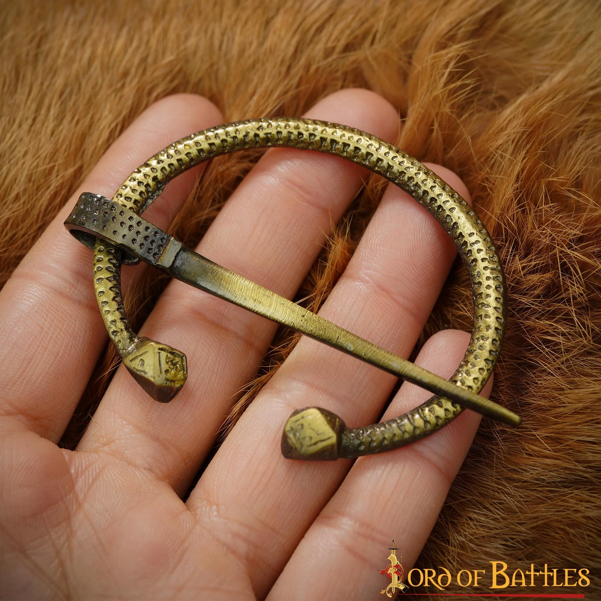 Broche Penannular de Latón Antiguo - Capa Vikinga - Image 8