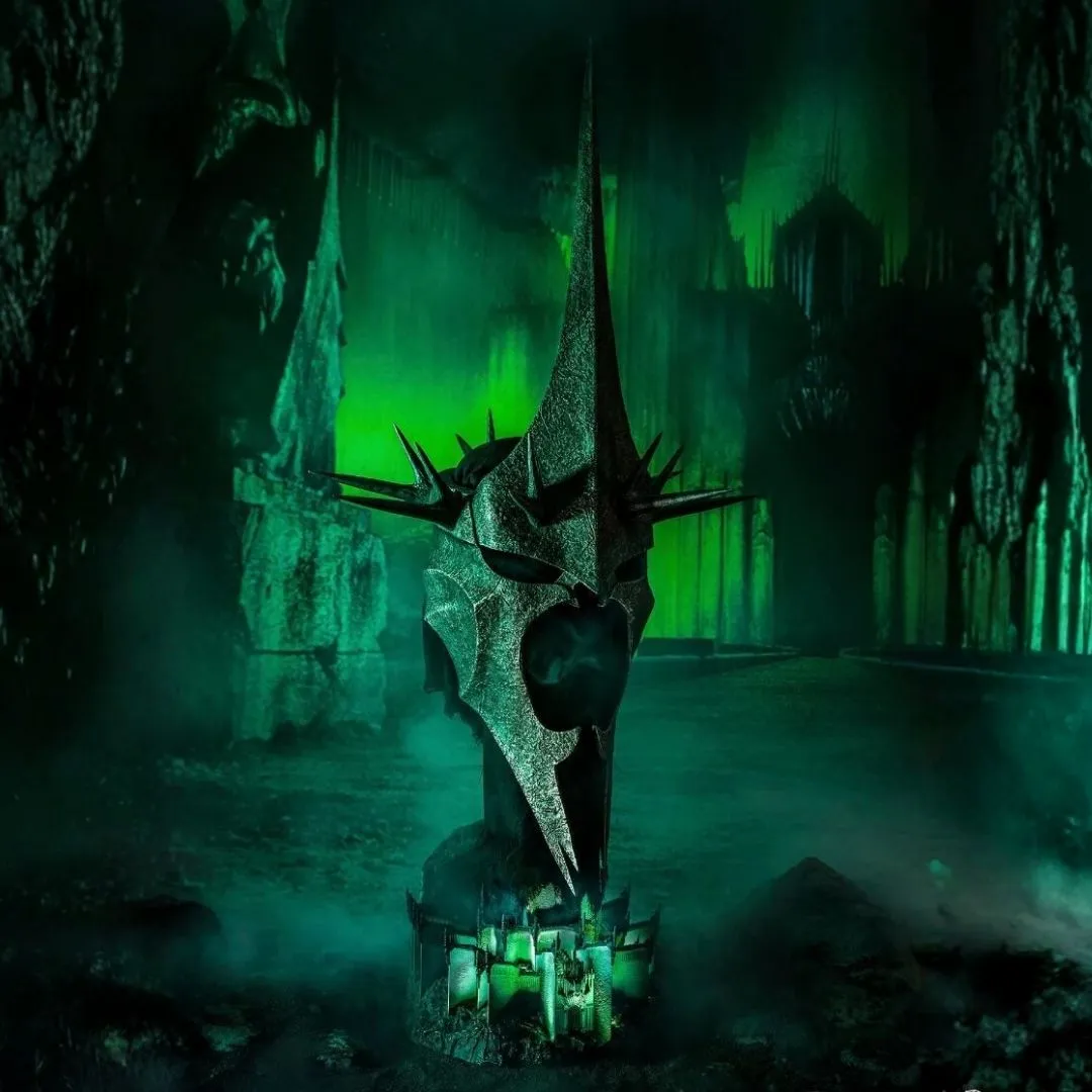 Casco del Rey Brujo de Angmar – Edición Limitada – El Señor de los Anillos - Image 3