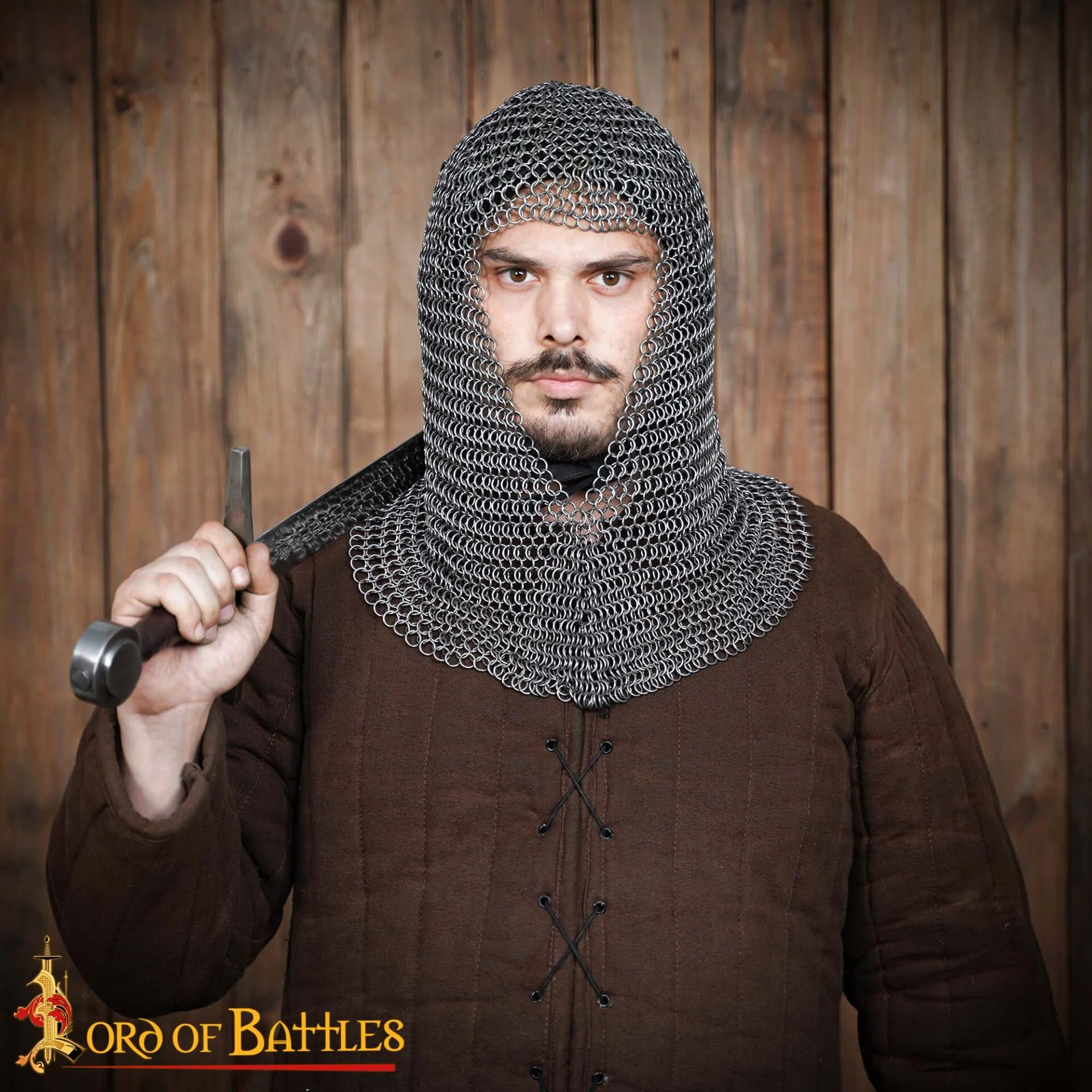 Cofia Medieval de Cota de Malla - Abertura en V - Acero para Muelles de Calibre 16 - Anillas de 9 Mm Conificado