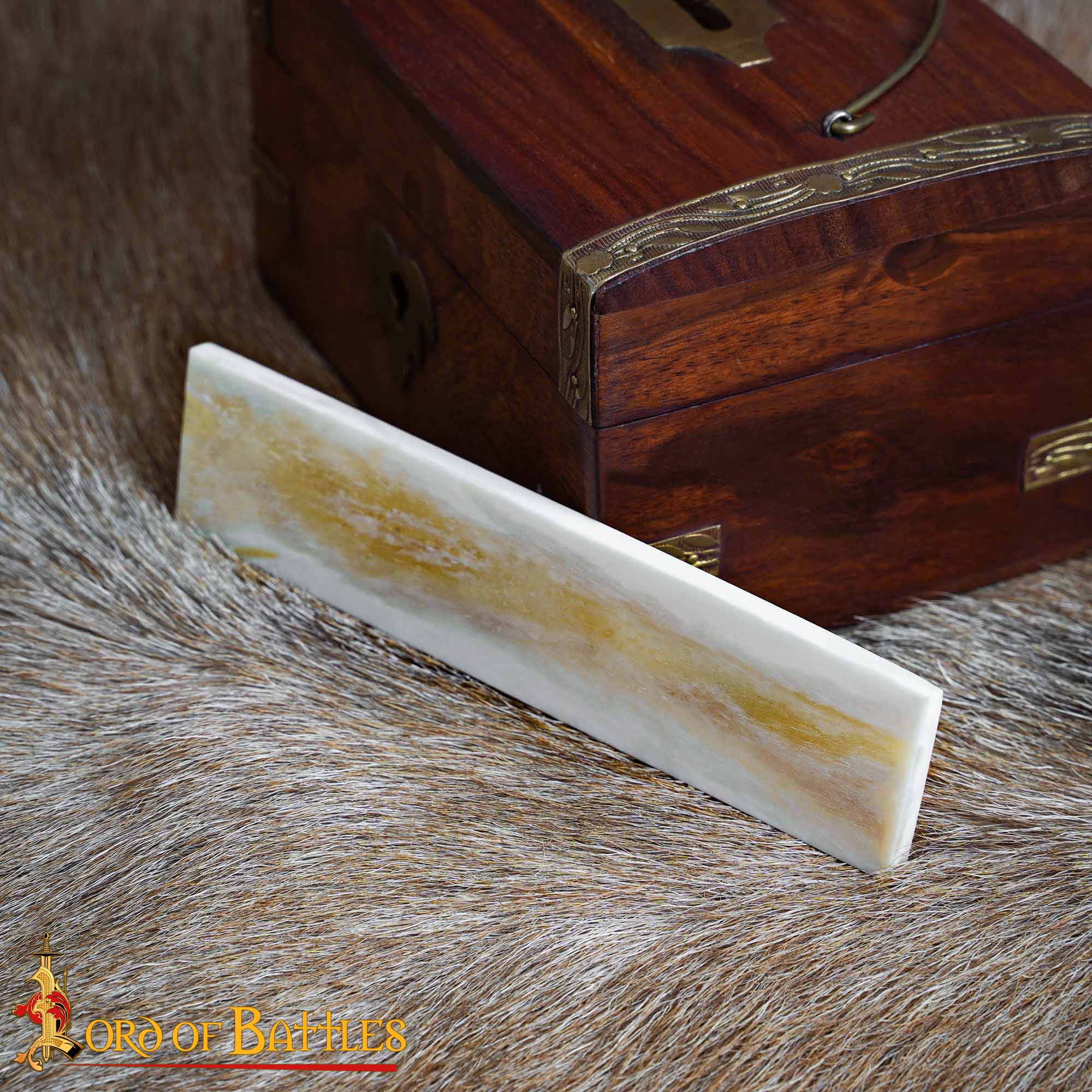 Cuchillo Medieval con Mango de Hueso Auténtico - Image 2