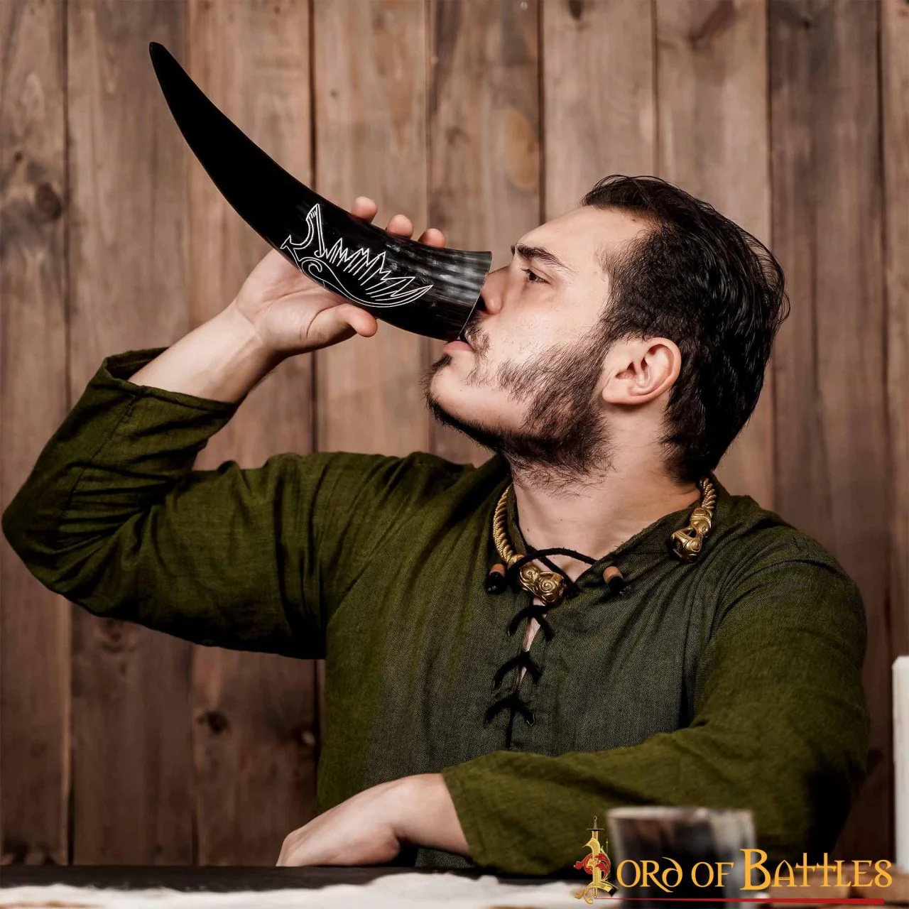 Cuerno Artesanal Grabado Cuervo Vikingo 400-500 ml - Image 7