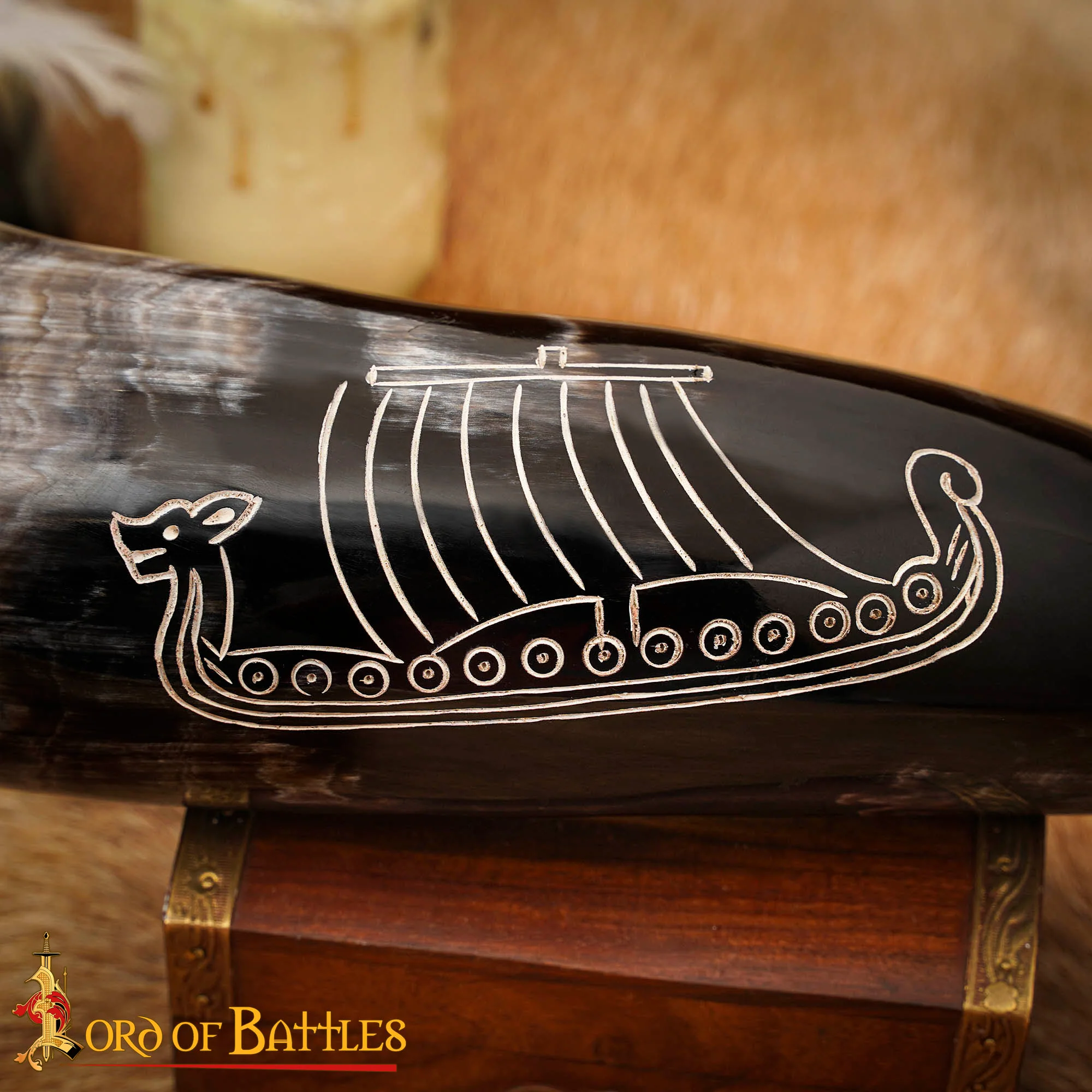 Cuerno Vikingo Artesanal con Grabado Longship - Image 12