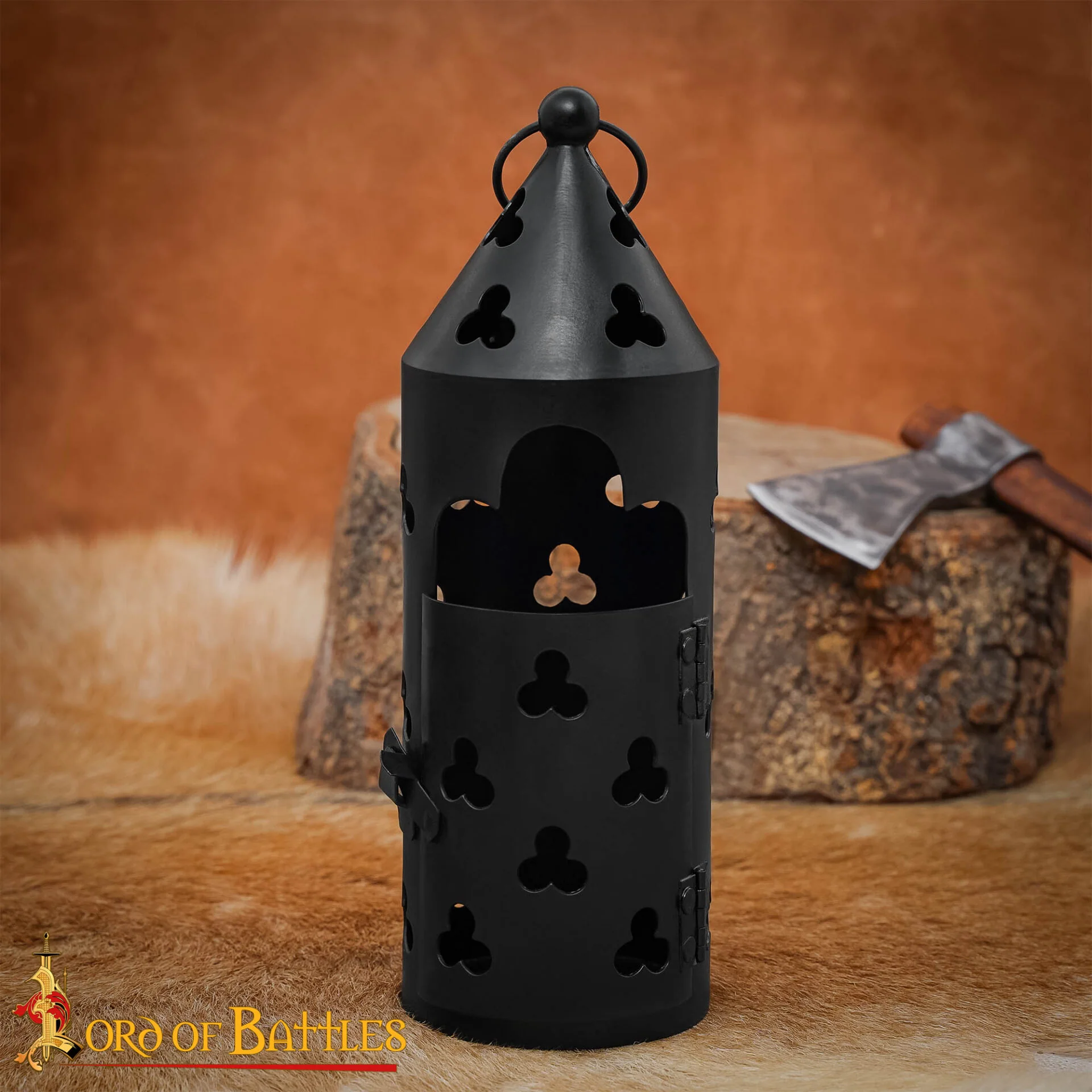 Farol Medieval de Hierro para Velas con Recortes de Trébol y Asa Anular - Image 17