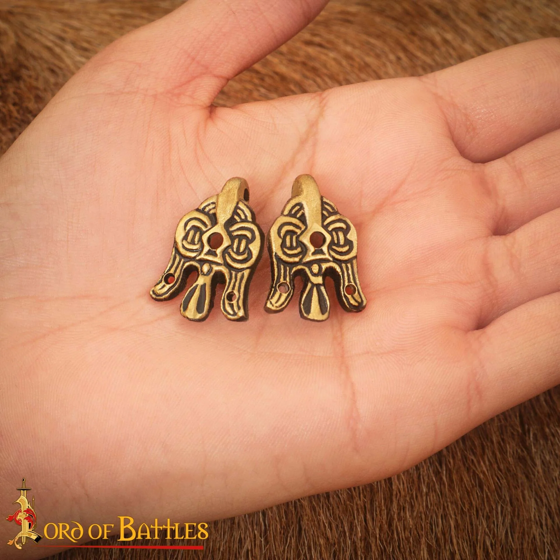 Gancho de Cuervo de Latón Vikingo del Siglo X - 3 Cm - para Envolturas de Piernas y Winingas - Image 14