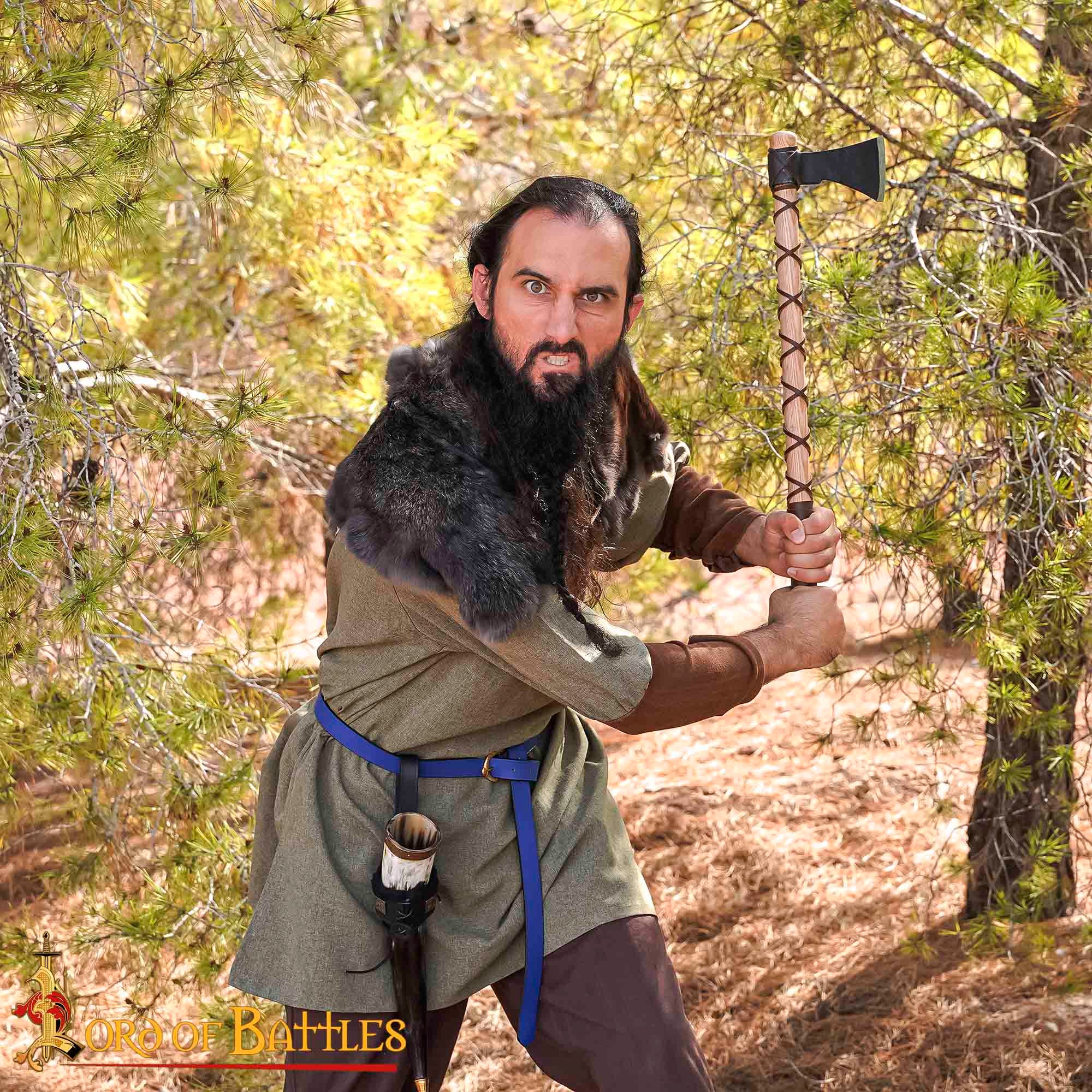 Hacha Artesanal Vikinga - Acero al Carbono y Cuero - Image 4