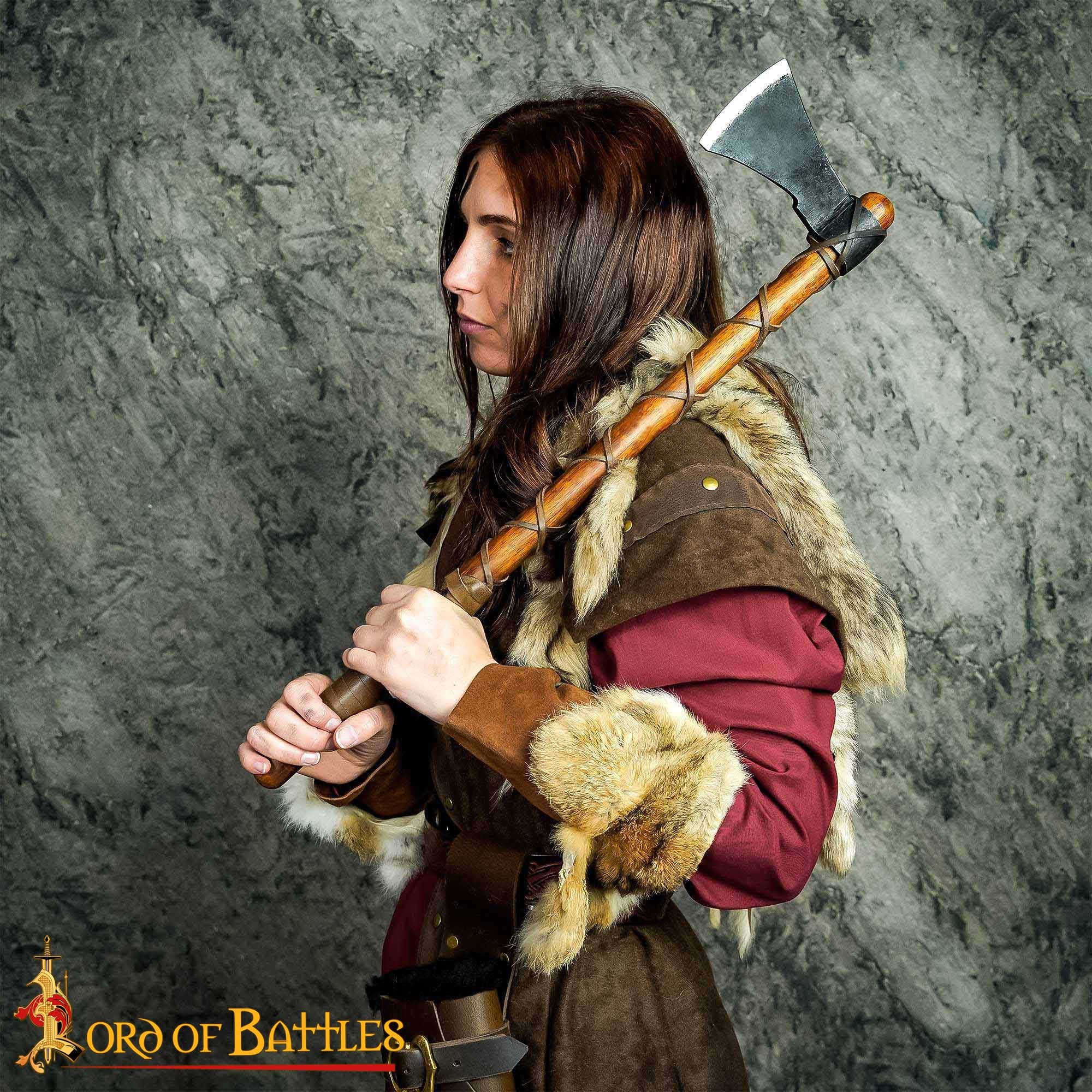 Hacha Artesanal Vikinga - Acero al Carbono y Cuero - Image 6