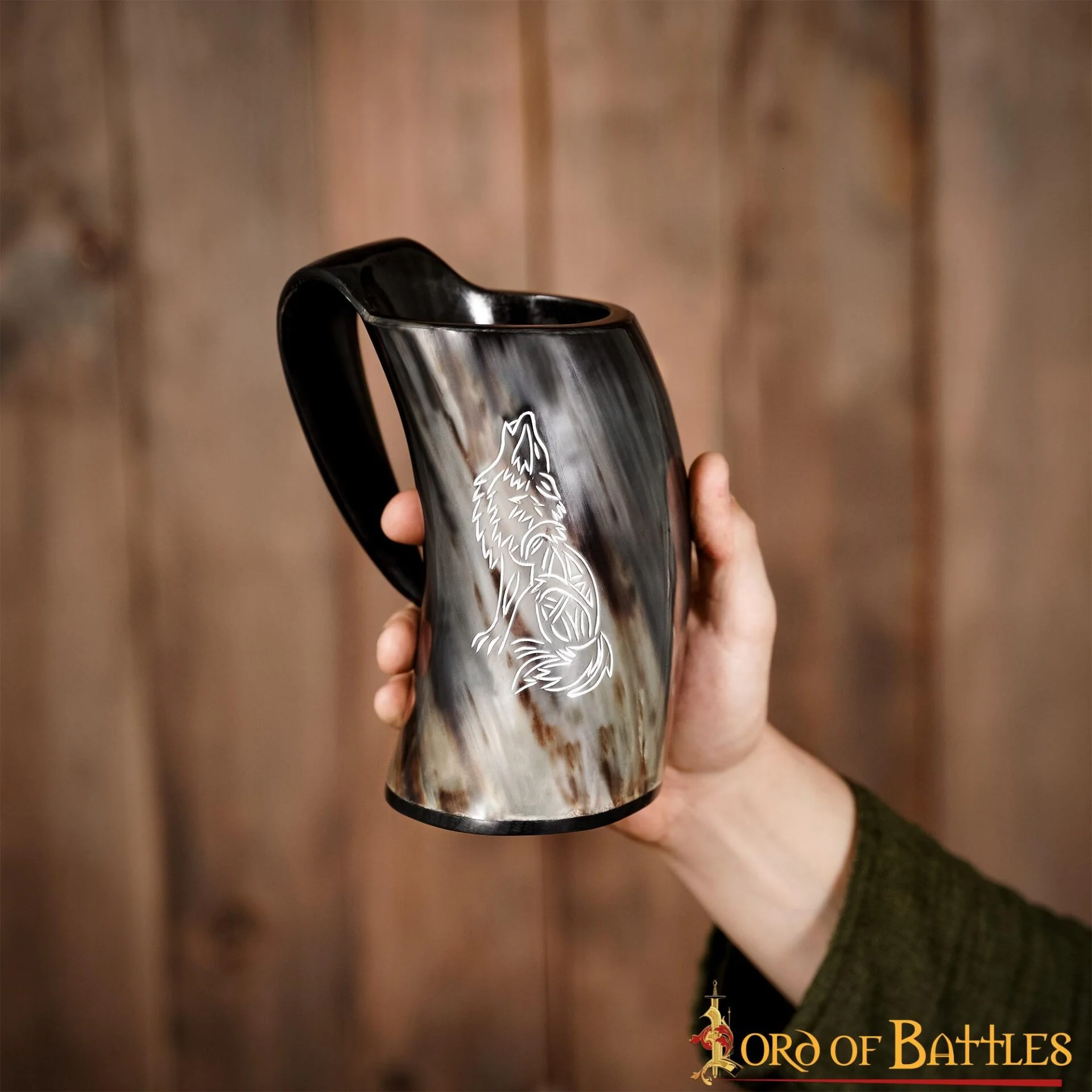 Jarro Vikingo de Cuerno con Nudos de Lobo Celta (600ml) - Image 7