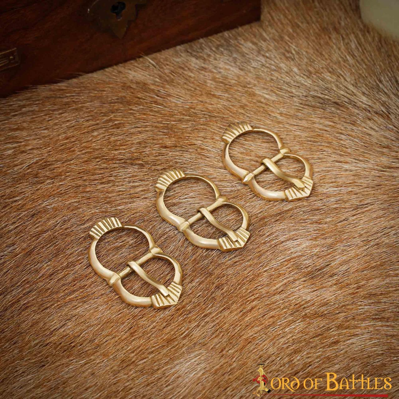 Juego de 3 Hebillas Medievales de Latón - Image 4