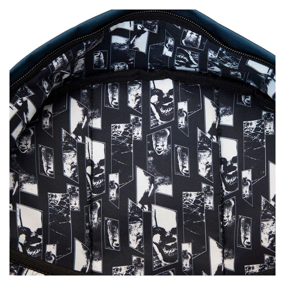 Mochila Nylon I Heart Pennywise It Loungefly 44Cm - Image 4