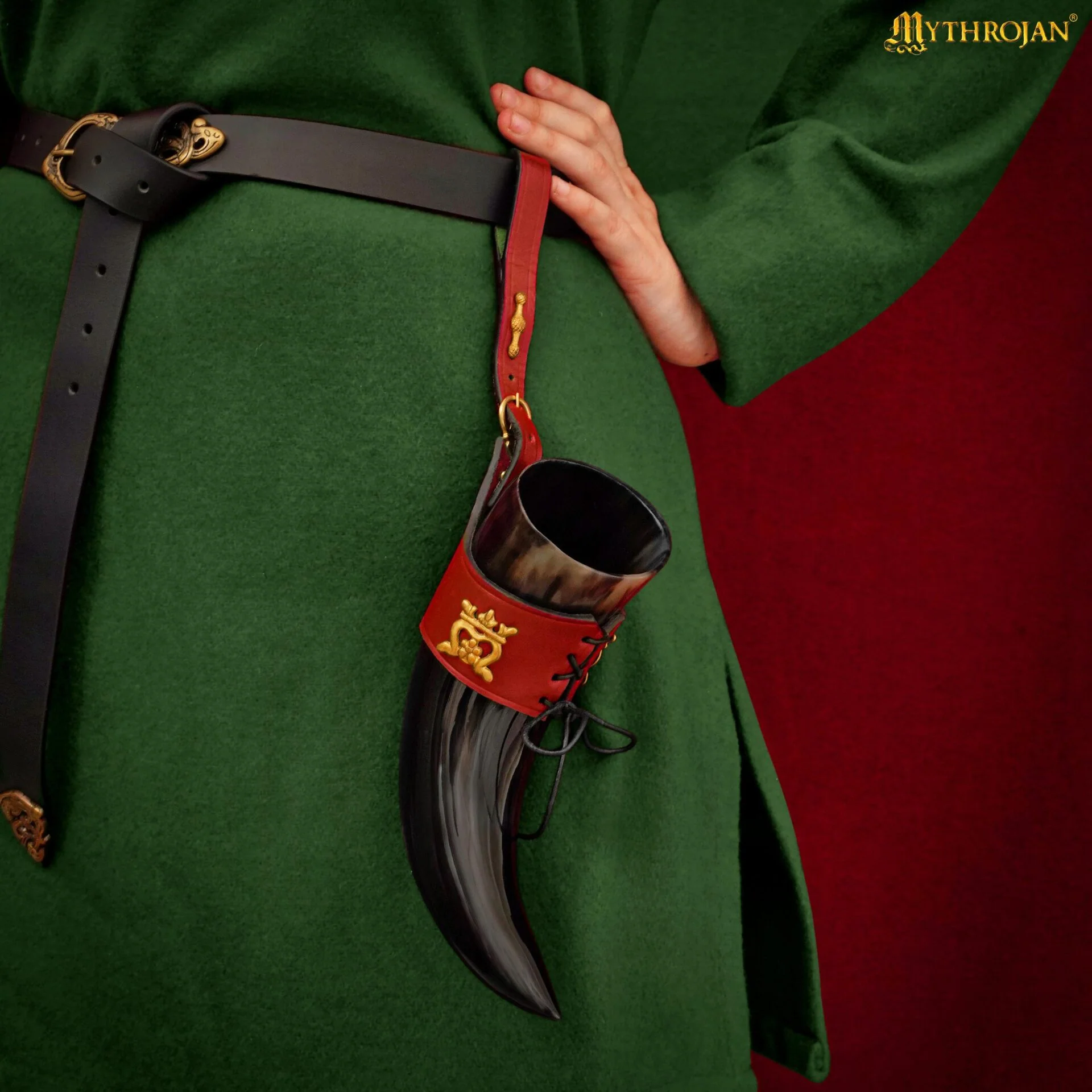Mythrojan The Elegant Lady 250 Ml Cuerno Vikingo para Beber con Soporte de Cuero Rojo - Image 4