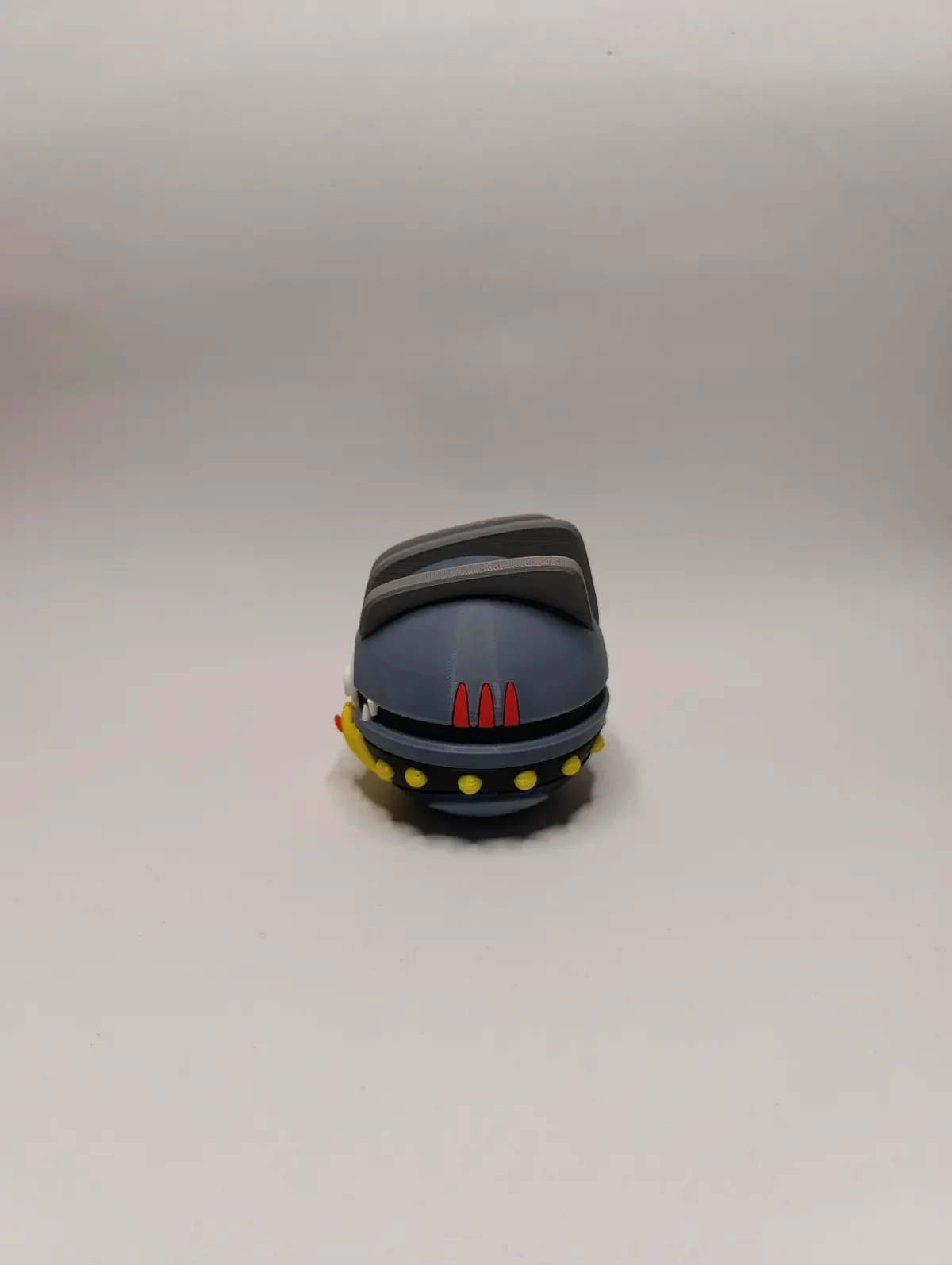 Poké Ball Machoke Coleccionable de Alta Calidad - Image 4