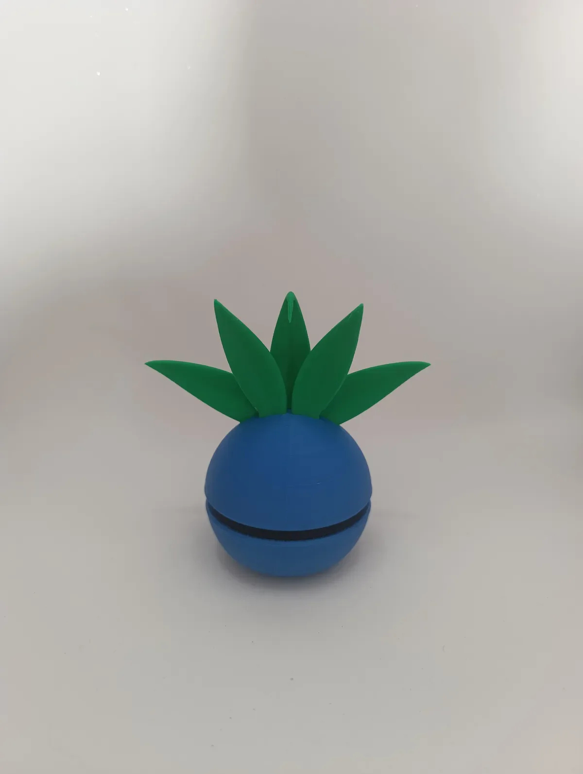 Poké Ball Oddish | Réplica Coleccionable Premium - Image 3