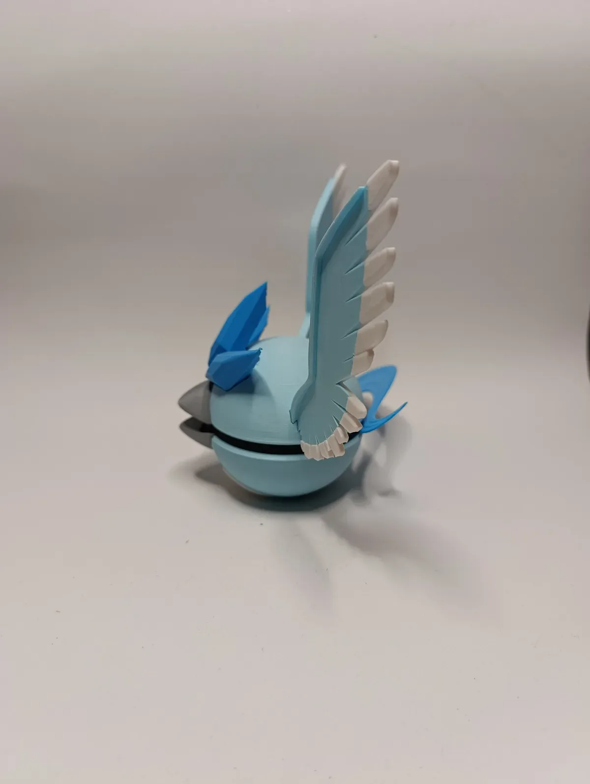 Poké Ball Articuno Coleccionable de Alta Calidad - Image 4
