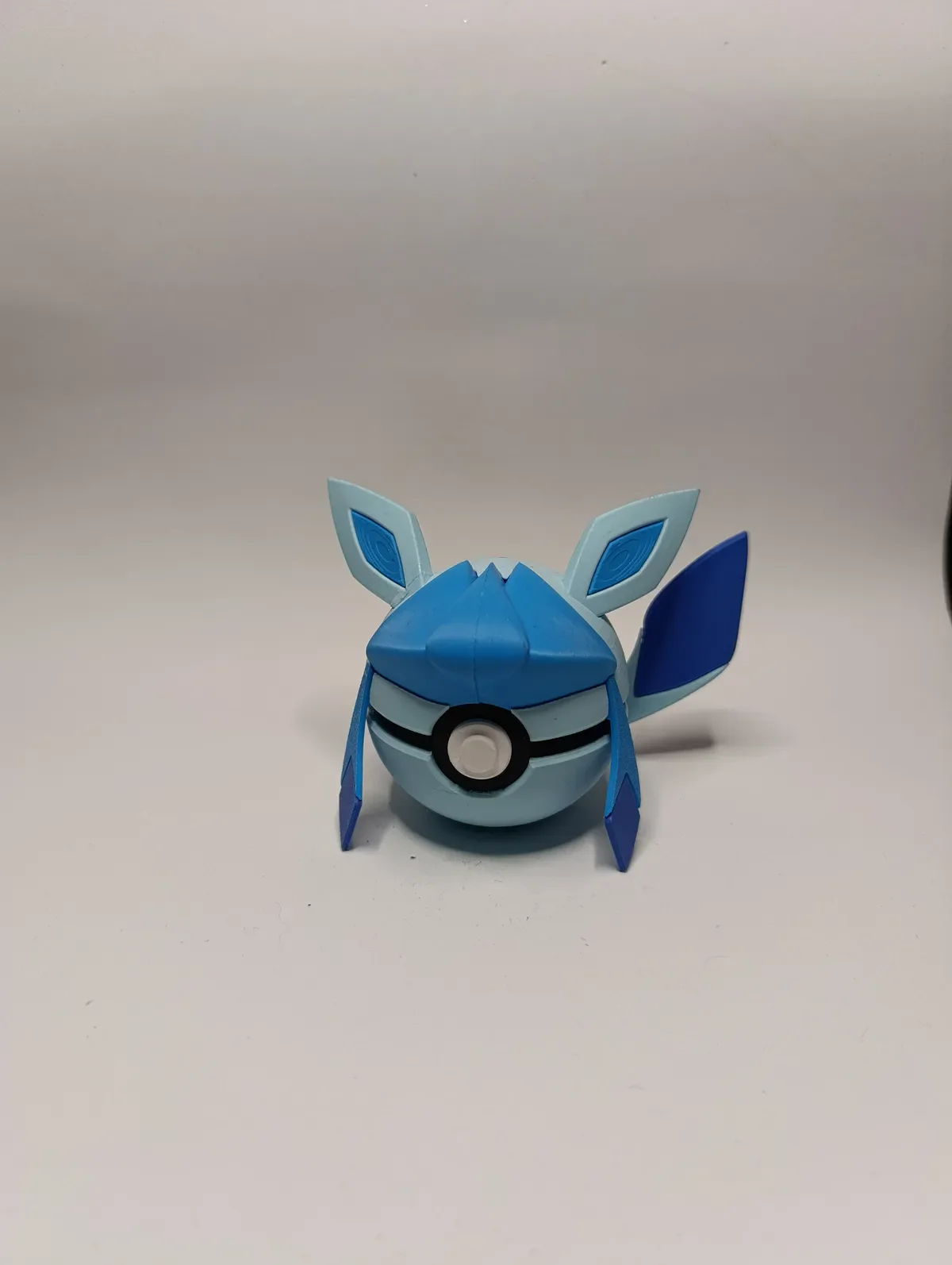 Poké Ball Glaceon Réplica Coleccionable