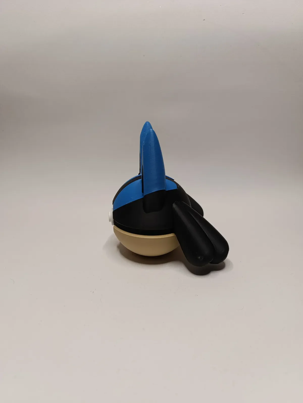 Poké Ball Lucario Réplica Coleccionable - Image 4
