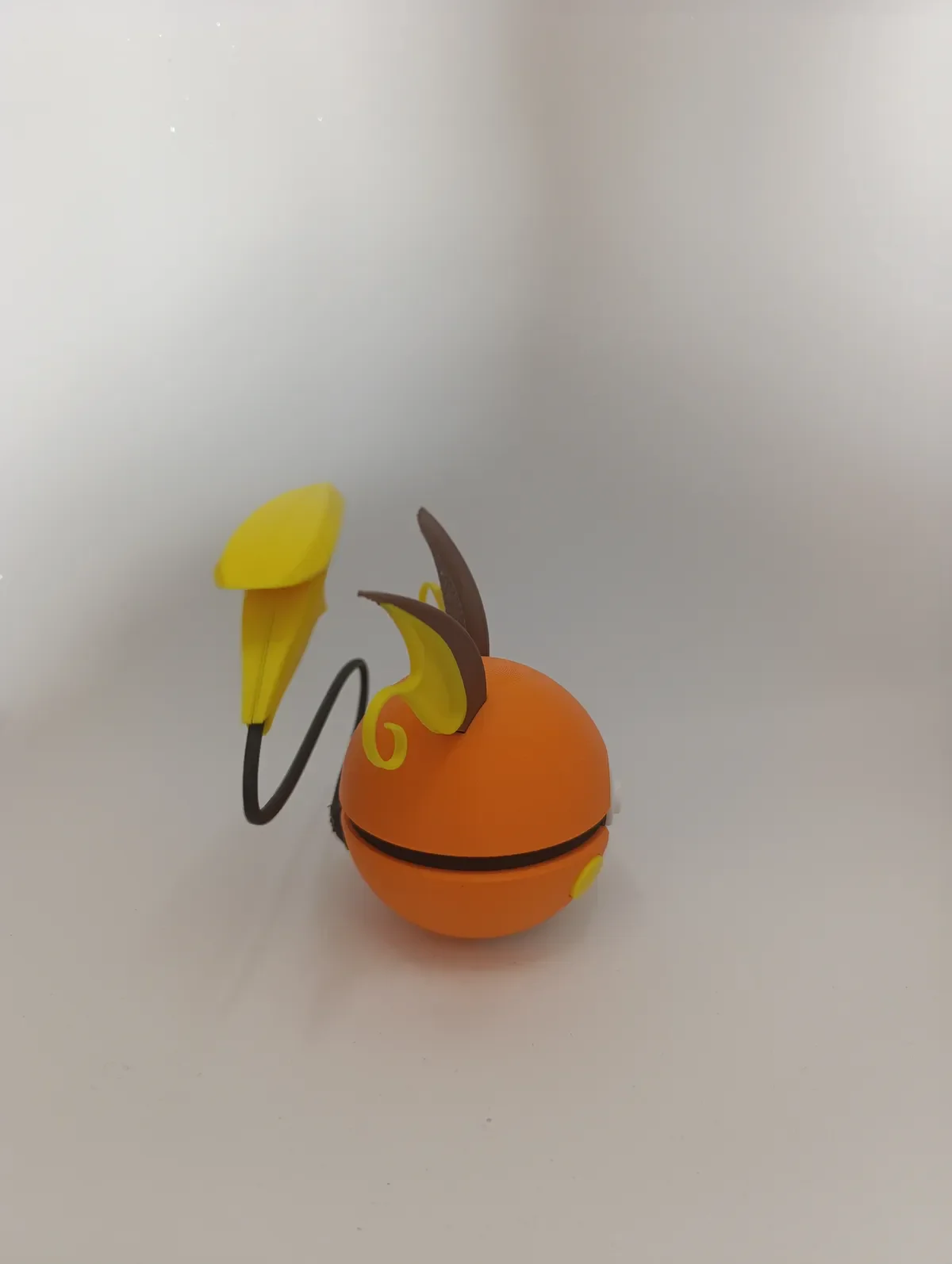 Poké Ball Raichu Coleccionable de Alta Calidad - Image 2
