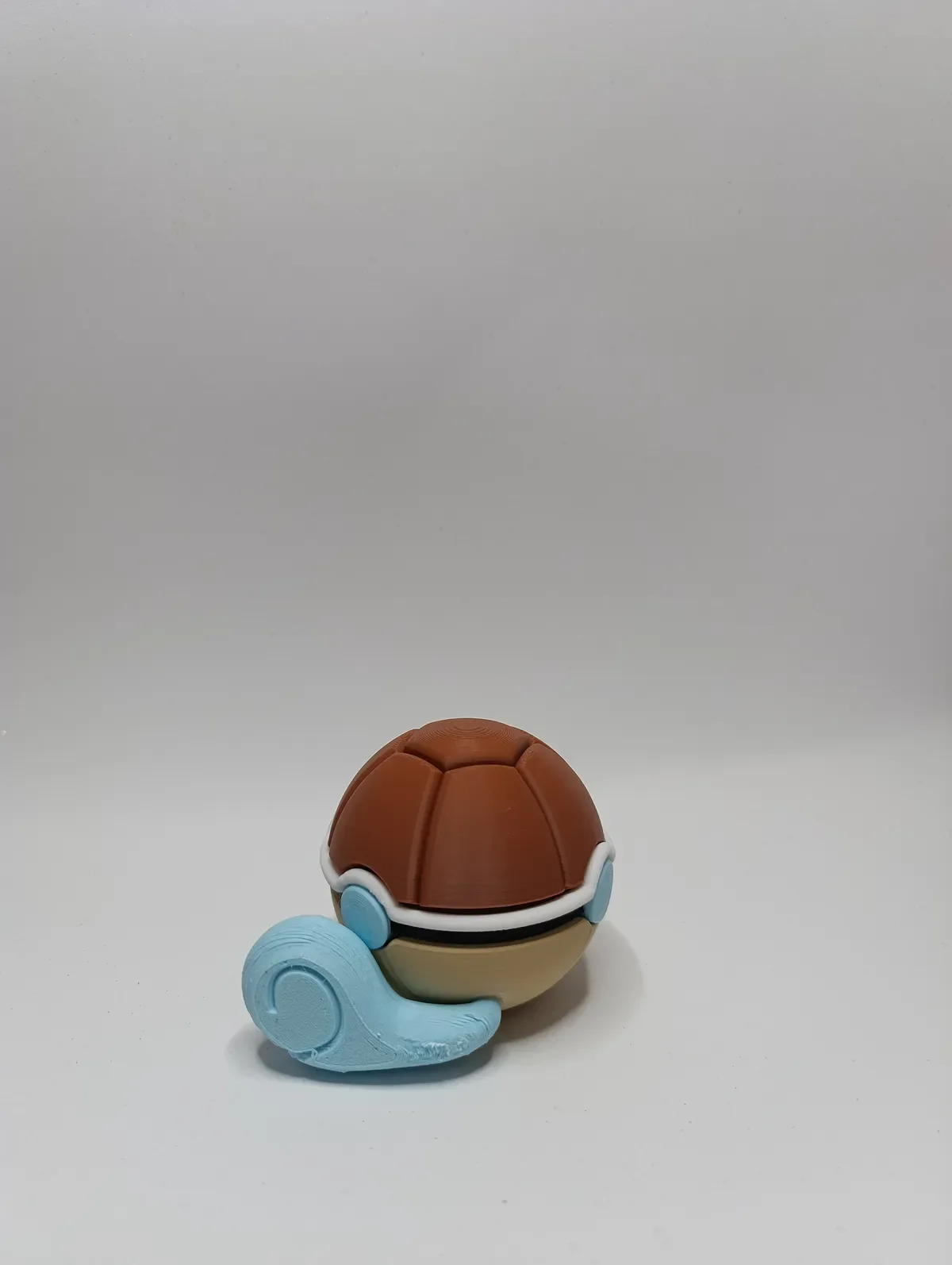 Poké Ball Squirtle Coleccionable de Alta Calidad - Image 3