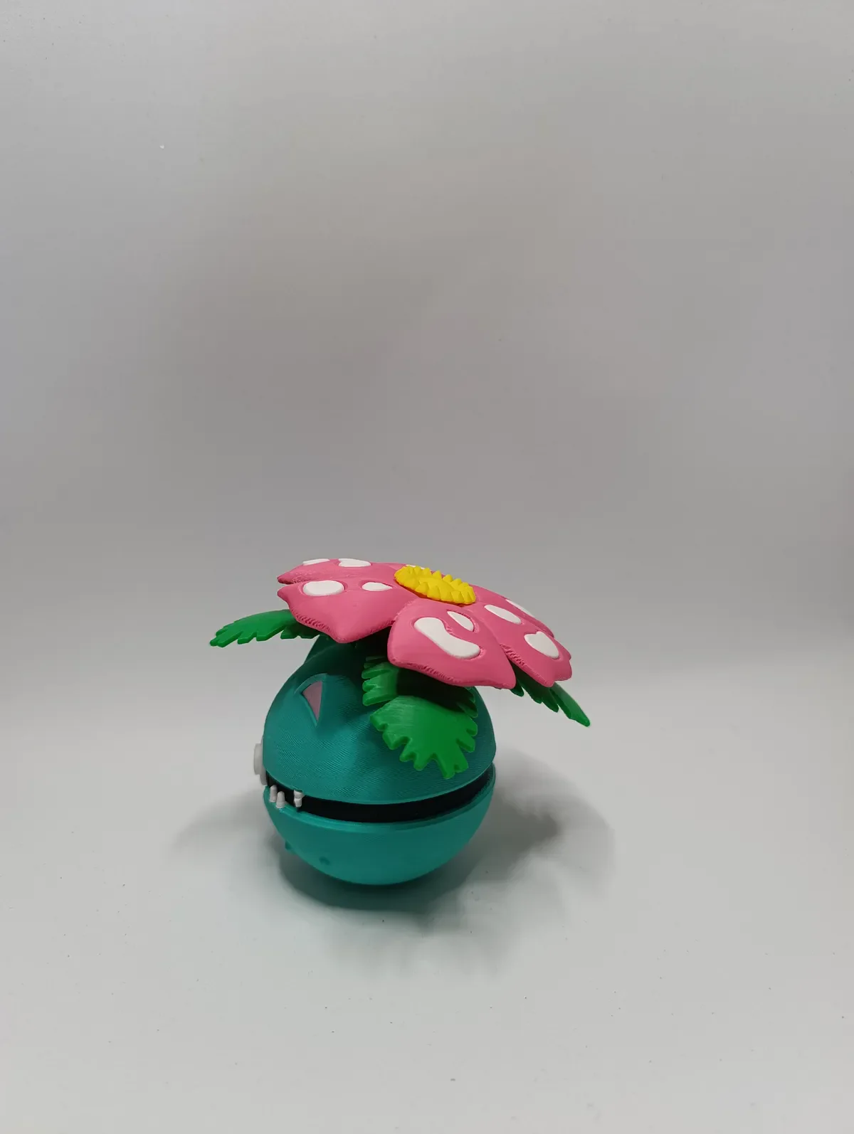 Poké Ball Venusaur Coleccionable de Alta Calidad - Image 4