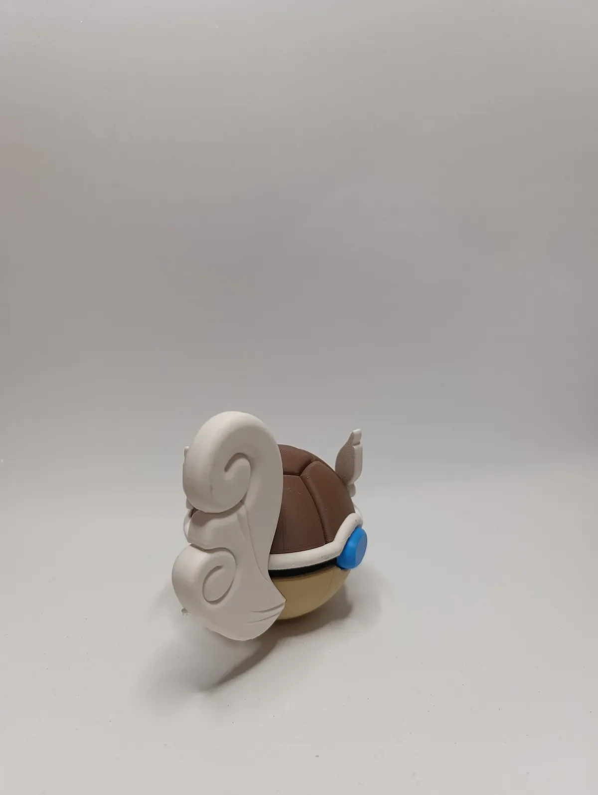 Poké Ball Wartortle Coleccionable de Alta Calidad - Image 3
