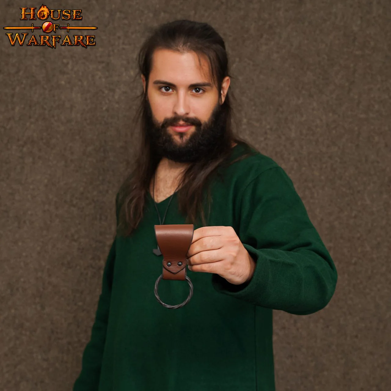 Rana Medieval de Cuero con Anillo de Hierro Torcido Forjado a Mano - Porta Cinturón Marrón para Hachas, Espadas y Herramientas - 6 "x1.5" - Image 11
