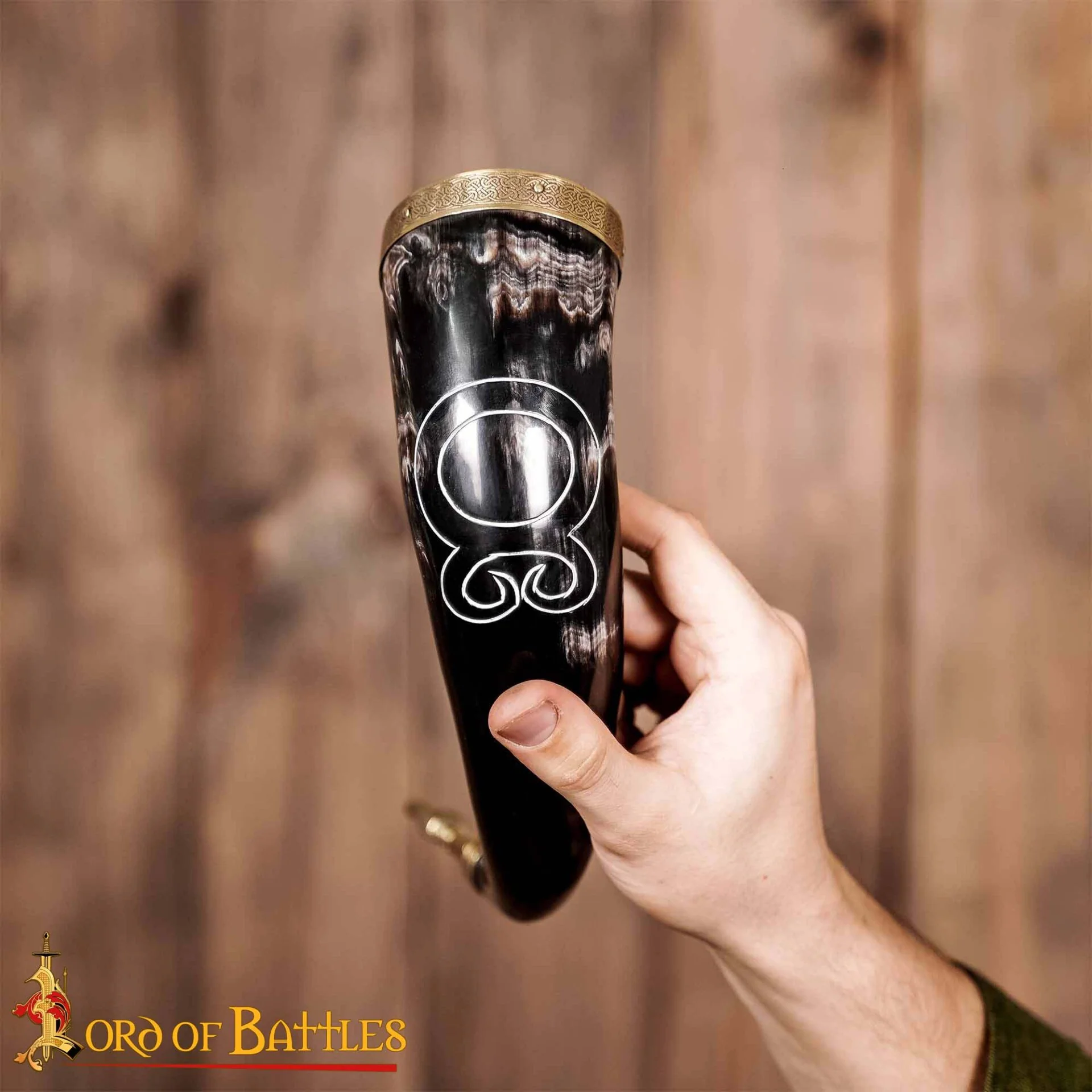 Troll Cross Viking Drinking Horn 300 - 400 Ml con Accesorios de Latón Puro Hechos a Mano con Auténtico Cuerno de Buey - Image 6