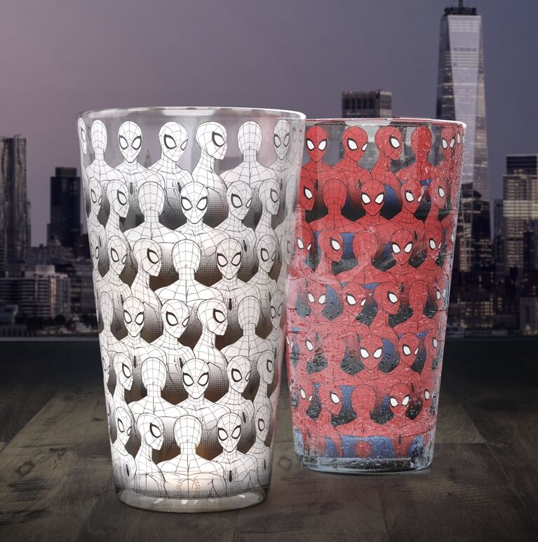 Vaso Cambio Color Spiderman Marvel 400Ml